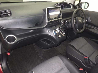 TOYOTA SIENTA 2022