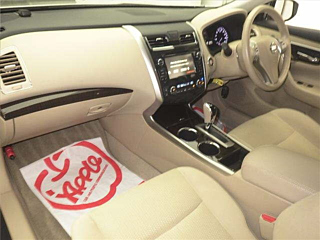 NISSAN TEANA 2017