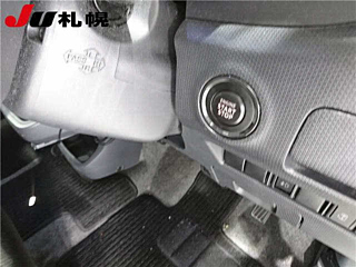 MITSUBISHI DELICA D2 2011