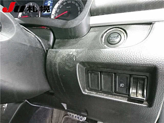 SUZUKI SWIFT 2012