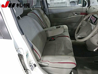DAIHATSU MOVE CONTE 2010