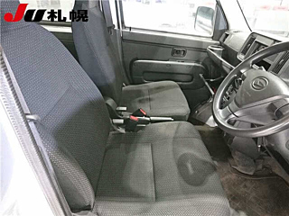 DAIHATSU HIJET VAN 2019