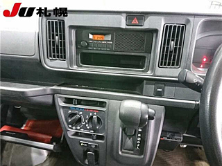 DAIHATSU HIJET VAN 2019