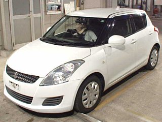SUZUKI SWIFT 2012