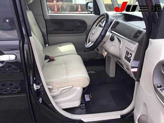 DAIHATSU TANTO 2014