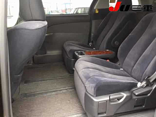 TOYOTA ESTIMA 2011