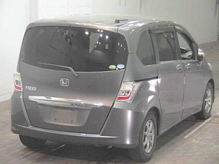 HONDA FREED 2012