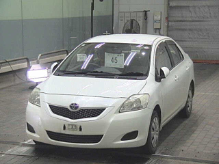 TOYOTA BELTA 2010