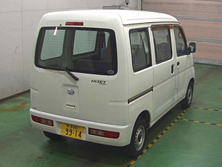DAIHATSU HIJET VAN 2011