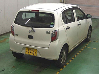 DAIHATSU MIRA E S 2012
