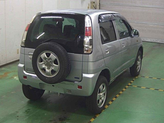 DAIHATSU TERIOS KID 2011