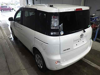 TOYOTA SIENTA 2012