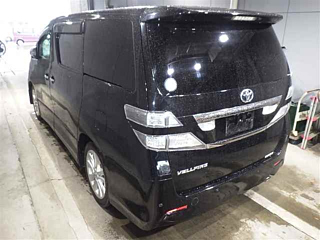 TOYOTA VELLFIRE 2010