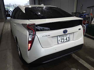 TOYOTA PRIUS 2017