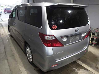 TOYOTA ALPHARD 2011