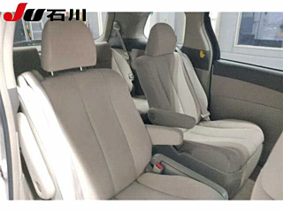 TOYOTA ESTIMA HYBRID 2010