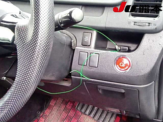 TOYOTA VOXY 2012