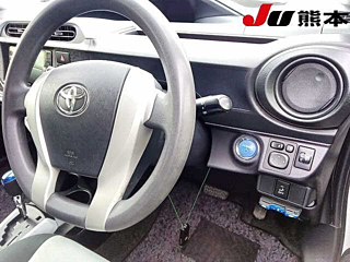 TOYOTA AQUA 2014