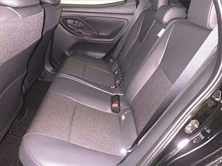 TOYOTA YARIS 2024
