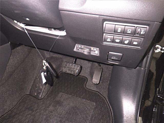 TOYOTA YARIS 2024