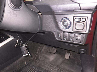 TOYOTA COROLLA FIELDER 2015