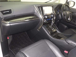 TOYOTA VELLFIRE 2016