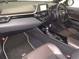 TOYOTA C-HR 2018