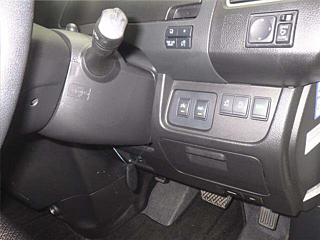 NISSAN SERENA 2015