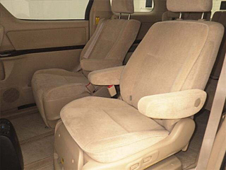 TOYOTA ALPHARD 2012