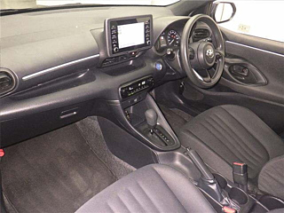TOYOTA YARIS 2021