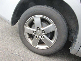 TOYOTA NOAH 2011