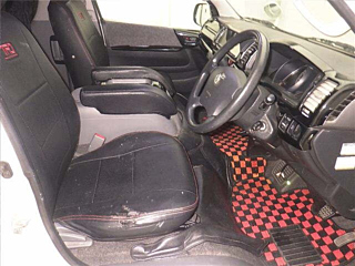 TOYOTA HIACE 2008