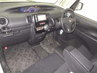 DAIHATSU TANTO 2013