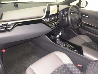 TOYOTA C-HR 2020