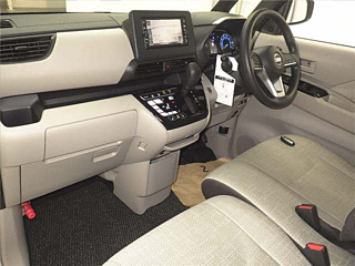 NISSAN ROOX 2022