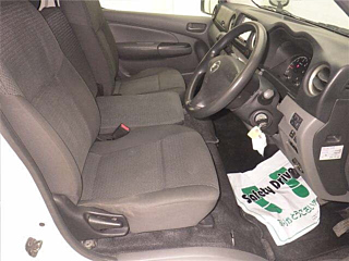 NISSAN CARAVAN VAN 2018