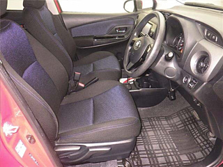 TOYOTA VITZ 2016
