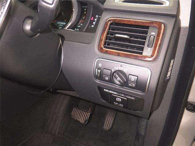VOLVO V70 2015