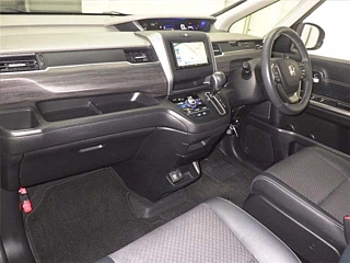 HONDA FREED 2023