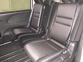 NISSAN SERENA 2017