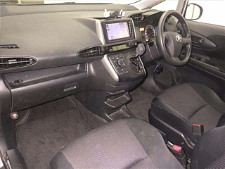 TOYOTA WISH 2014