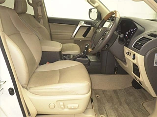 TOYOTA LAND CRUISER PRADO 2021