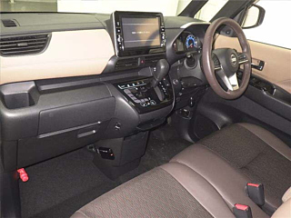 NISSAN ROOX 2021