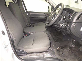 TOYOTA HIACE VAN 2022