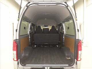 TOYOTA HIACE VAN 2022