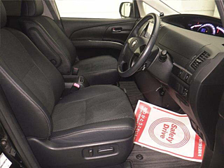 TOYOTA ESTIMA 2015