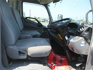 HINO DUTRO 2019