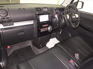 DAIHATSU MOVE CONTE 2014