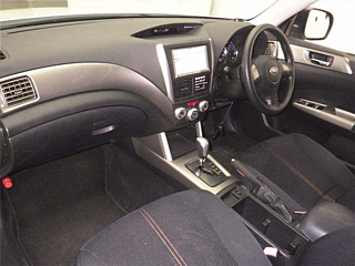 SUBARU FORESTER 2010