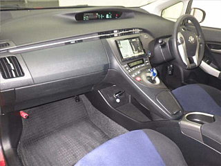 TOYOTA PRIUS 2012